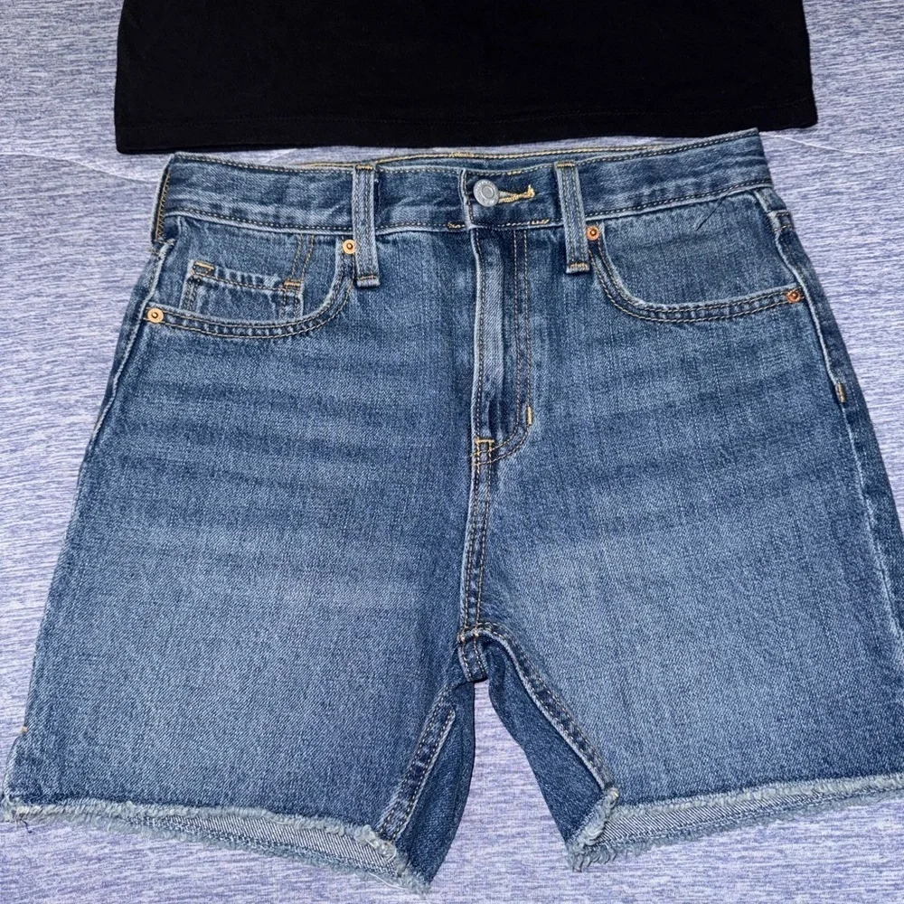 Girls Black Graphic Tank Top and Denim Shorts Set 10/12